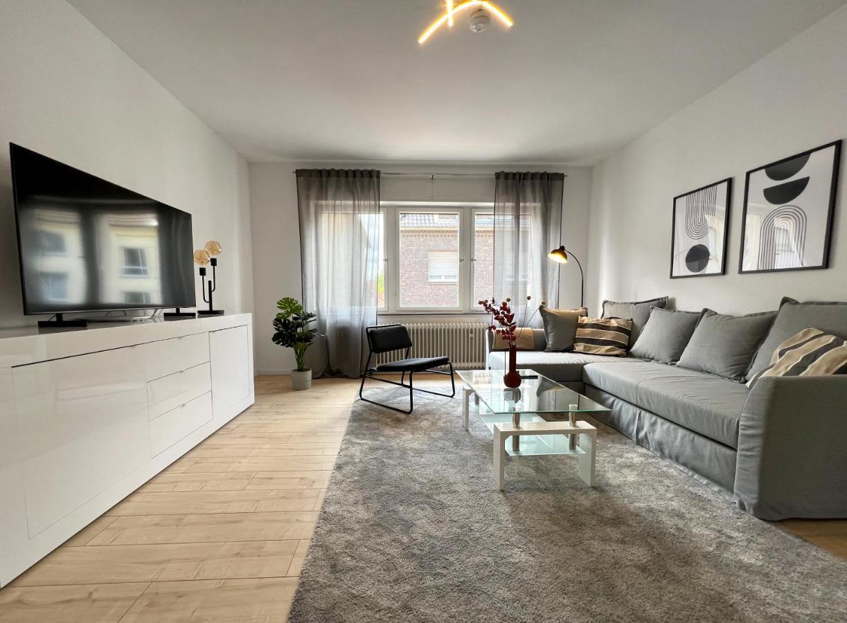 One Bed And One Sofa Bed, Self Check In, Invoice Διαμέρισμα Mönchengladbach Εξωτερικό φωτογραφία