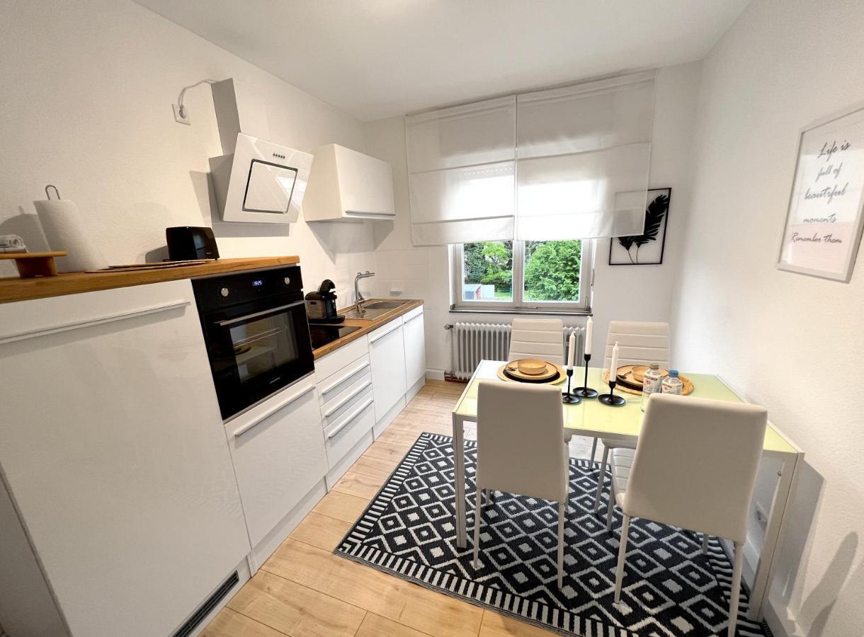 One Bed And One Sofa Bed, Self Check In, Invoice Διαμέρισμα Mönchengladbach Εξωτερικό φωτογραφία